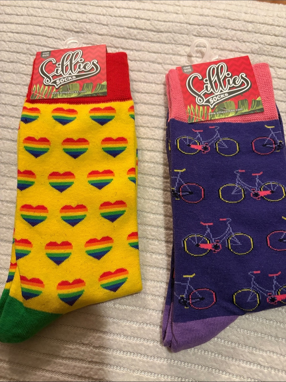 Sillies Yellow Rainbow Heart Crew Socks – Bright Novelty Socks